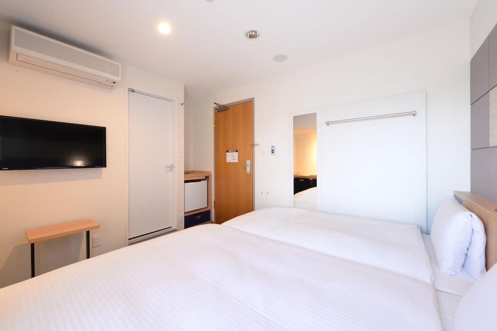 Vessel Inn Ueno Iriya Station Tokio Buitenkant foto