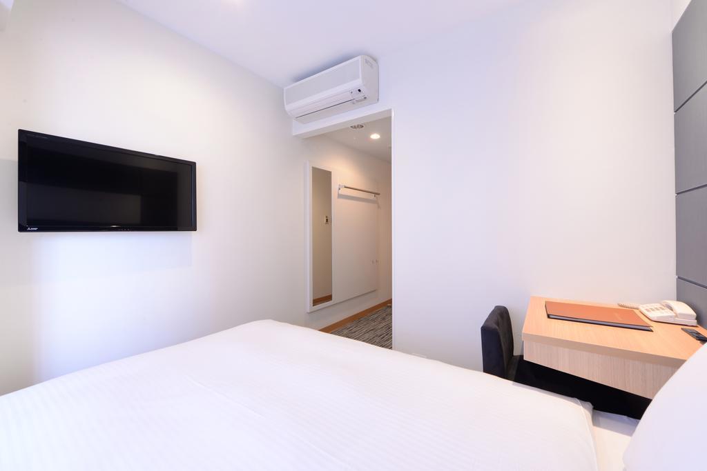 Vessel Inn Ueno Iriya Station Tokio Buitenkant foto