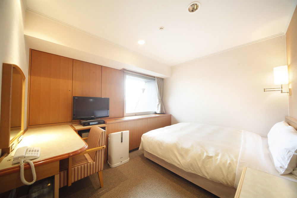 Vessel Inn Ueno Iriya Station Tokio Buitenkant foto