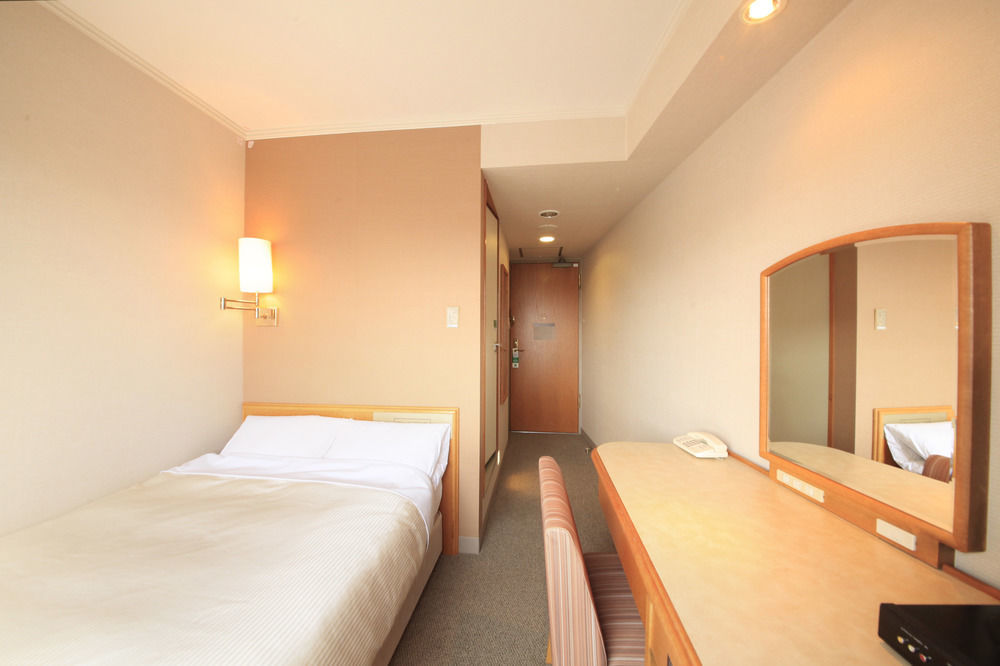 Vessel Inn Ueno Iriya Station Tokio Buitenkant foto