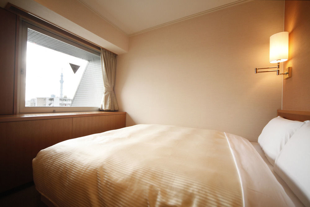 Vessel Inn Ueno Iriya Station Tokio Buitenkant foto
