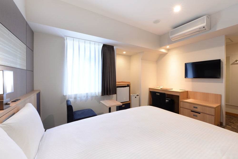 Vessel Inn Ueno Iriya Station Tokio Buitenkant foto