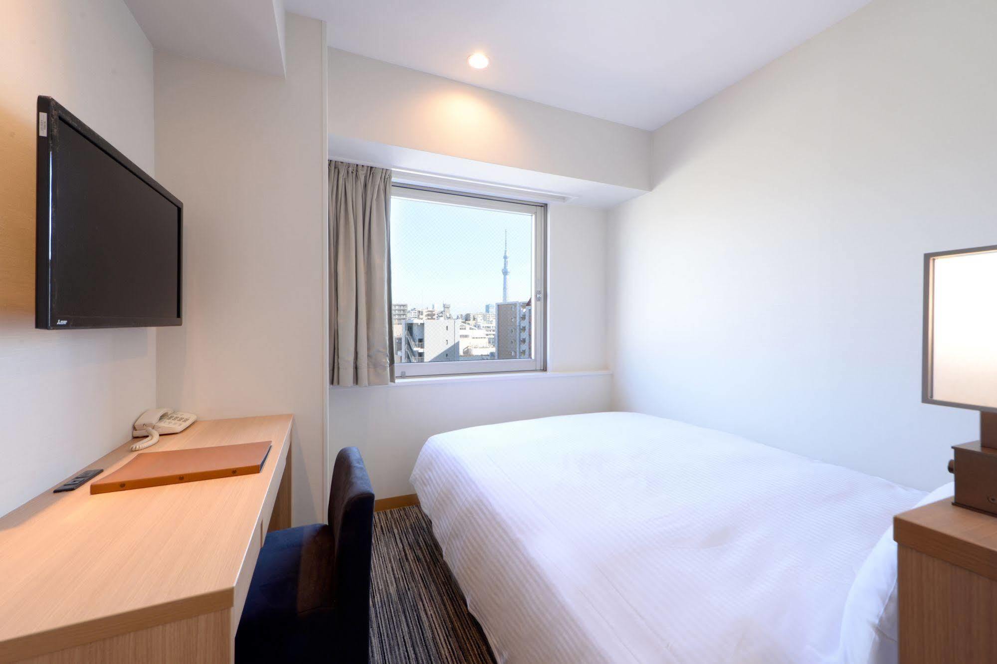 Vessel Inn Ueno Iriya Station Tokio Buitenkant foto